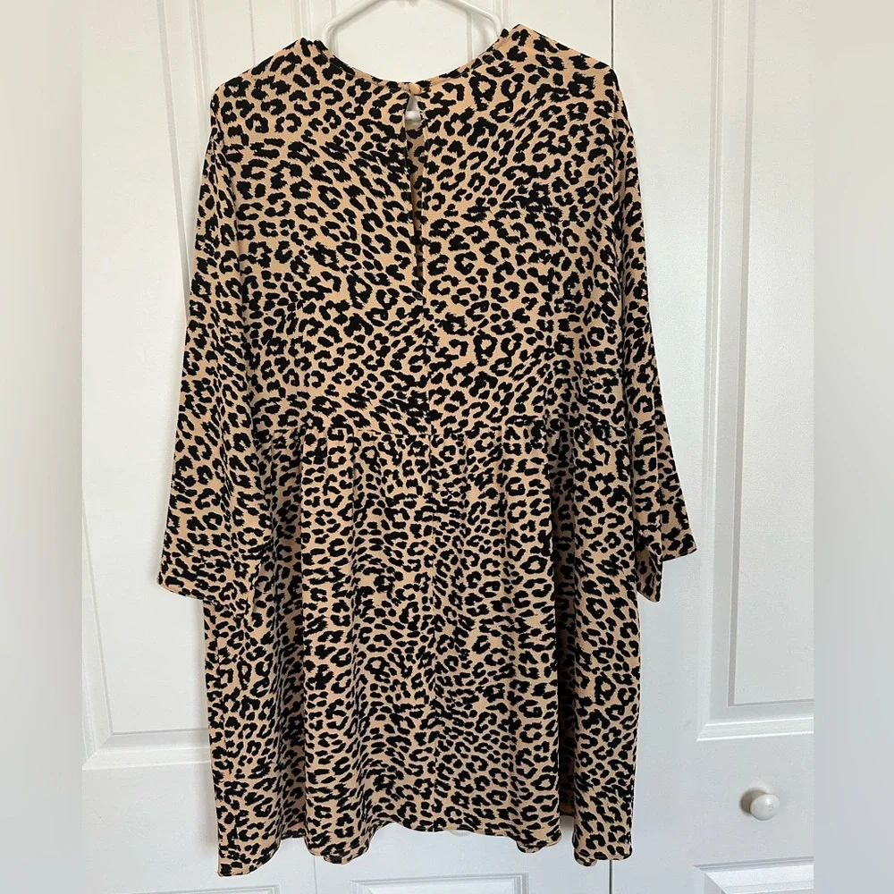 ASOS DESIGN long sleeve smock mini dress in leopard print - Picture 3 of 6